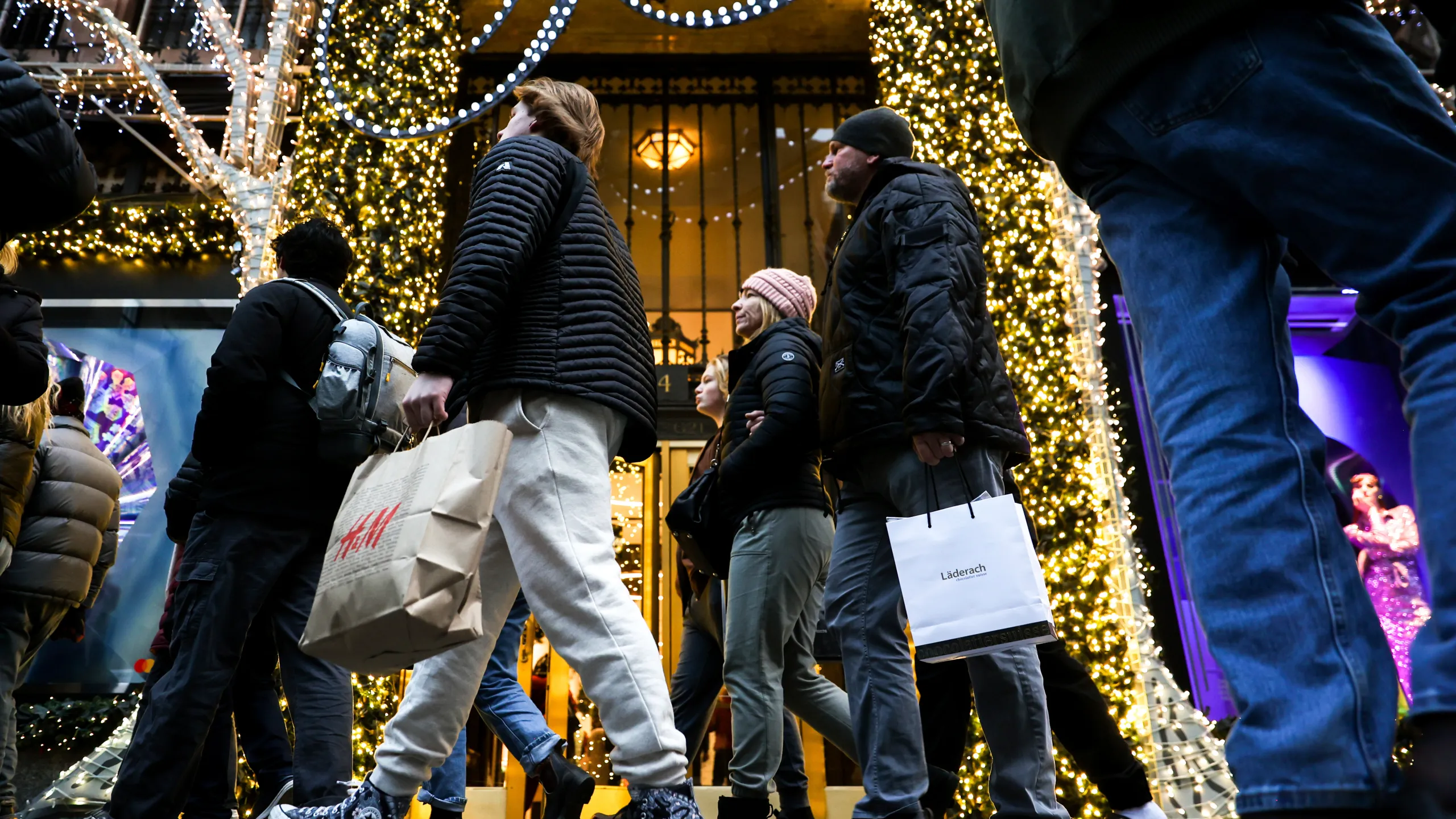 Shopify Holiday Sales survey