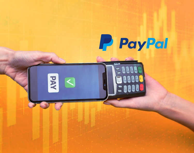 This solution lets SMBs accept PayPal, Apple Pay, and 20+ other payment methods worldwide.